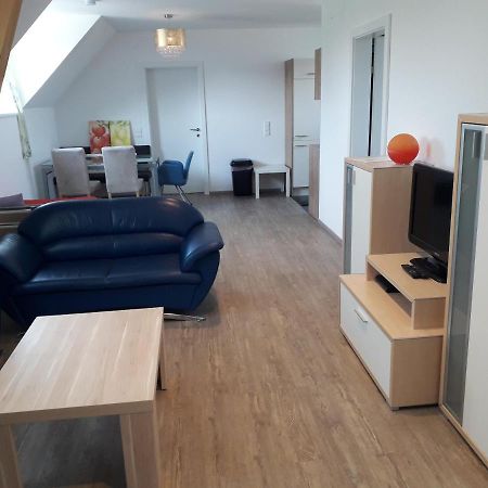 Apartment mit Balkon Steyr Bagian luar foto