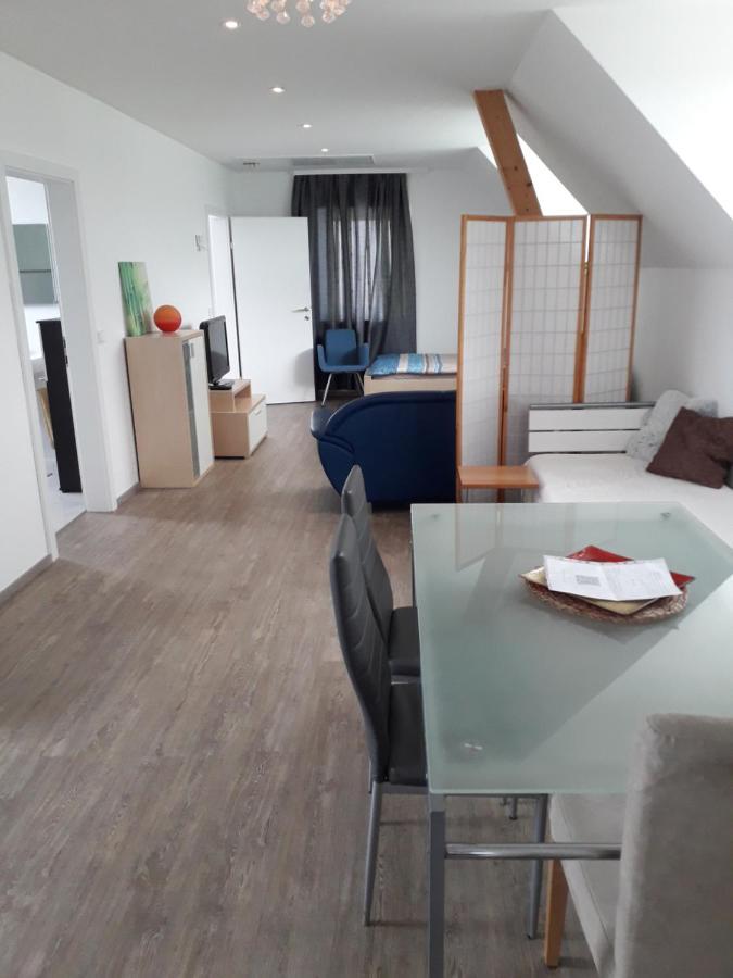 Apartment mit Balkon Steyr Bagian luar foto